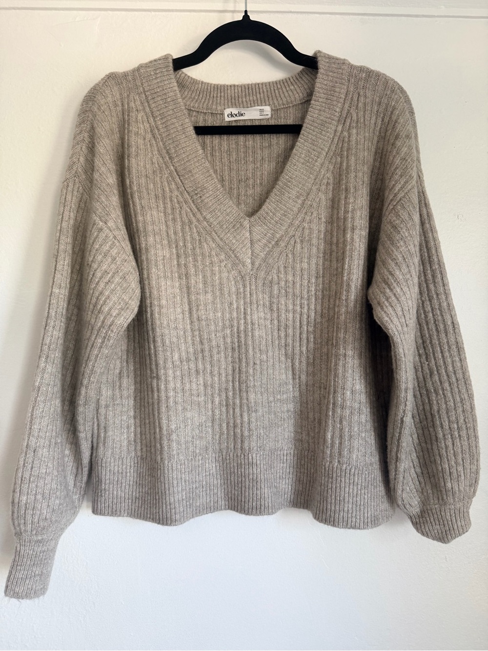 Elodie Ribbed V-Neck Sweater - Light Taupe